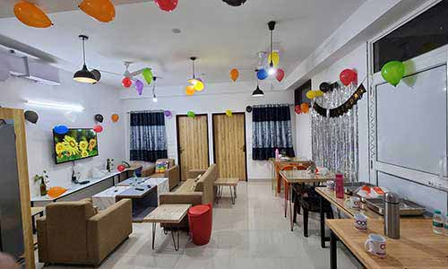 Girls PG in Golf course  extension road gurgaon